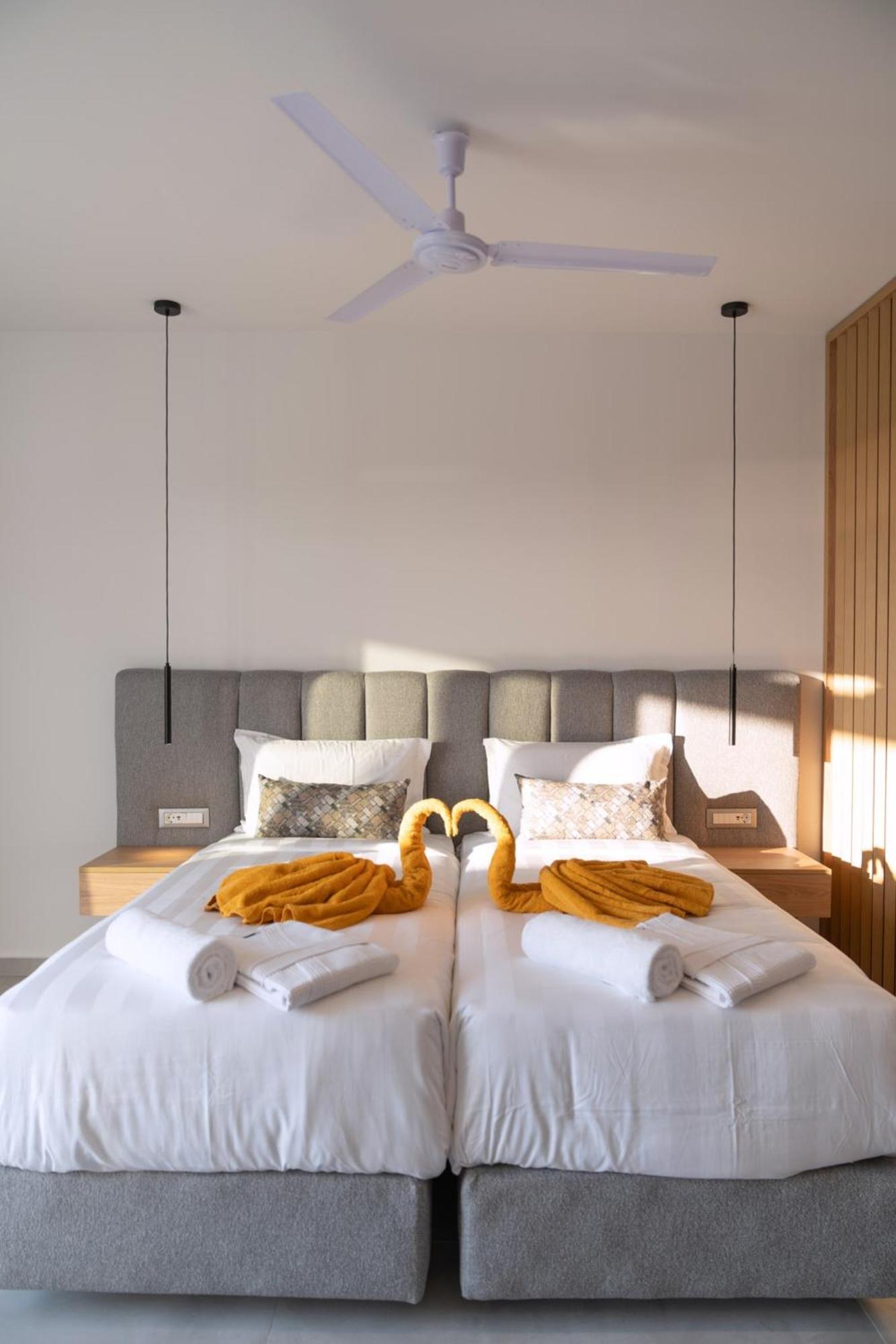 Thimios Suites Adults Only 아카라비 외부 사진