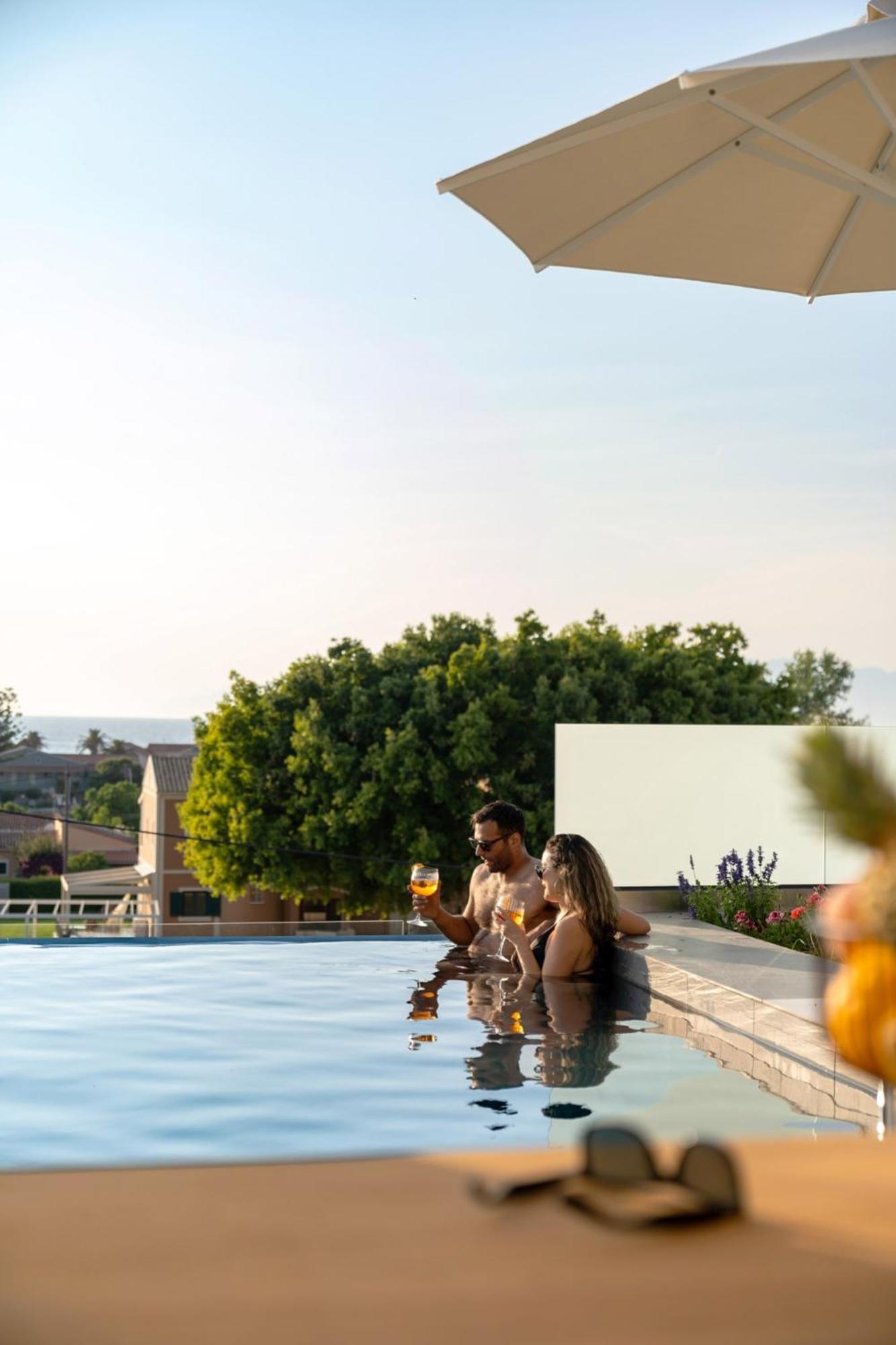 Thimios Suites Adults Only 아카라비 외부 사진